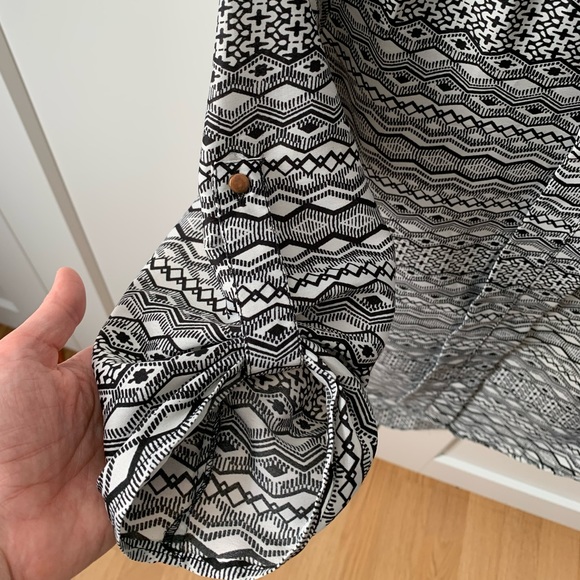 Twik blouse - Picture 3 of 4